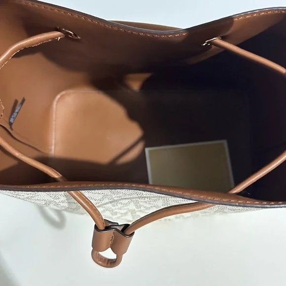 ❤️ Michael Kors bucket bag - Picture 4 of 7